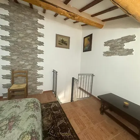 Casa Castello Monte Nerone شقة